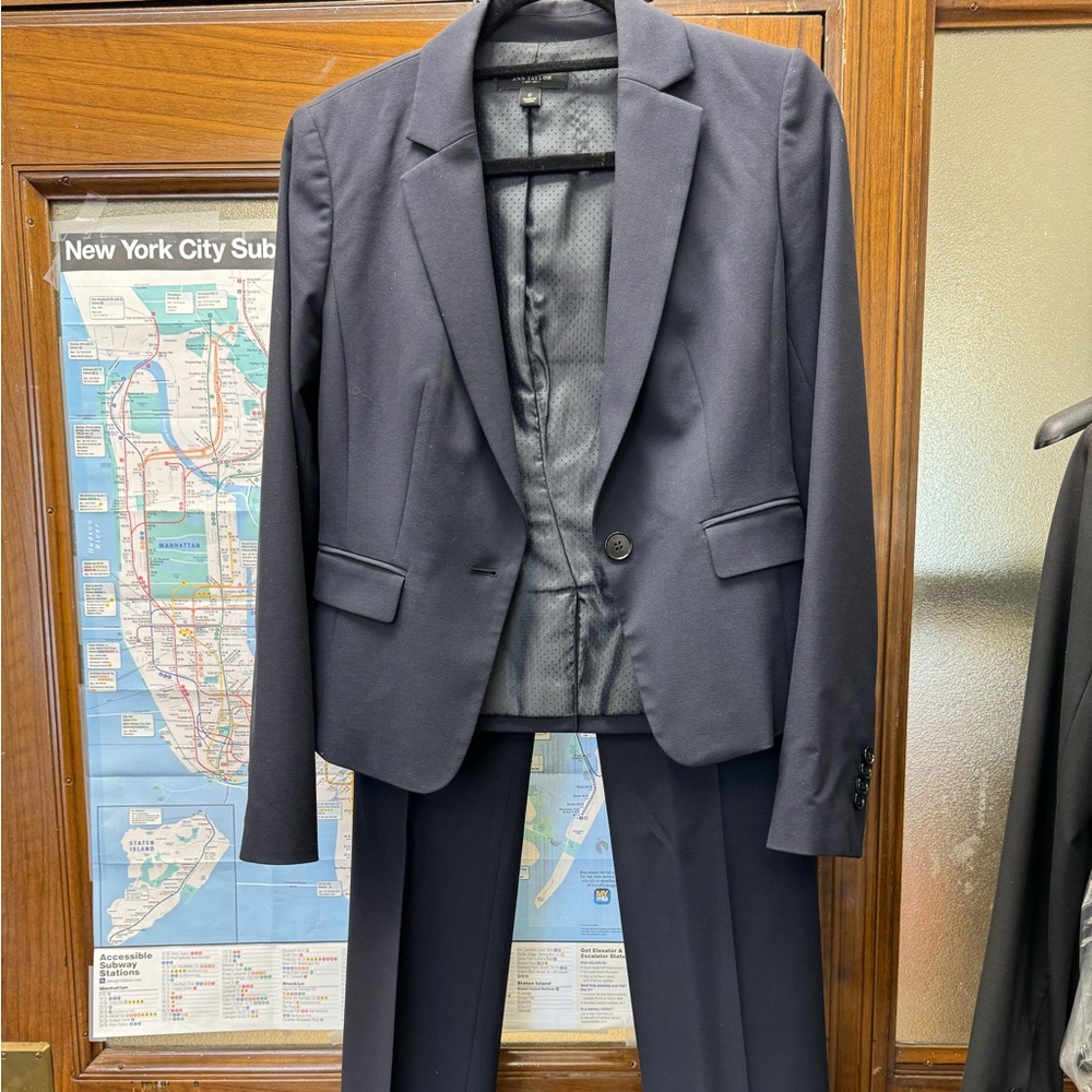 Beautiful Ann Taylor navy suit